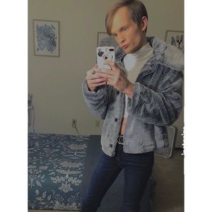 Meet your Posher, Steven